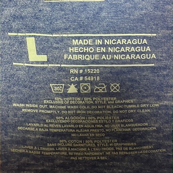 Momma Bear Custom Cut Chicago Cubs T-Shirt - Picture 4 of 9